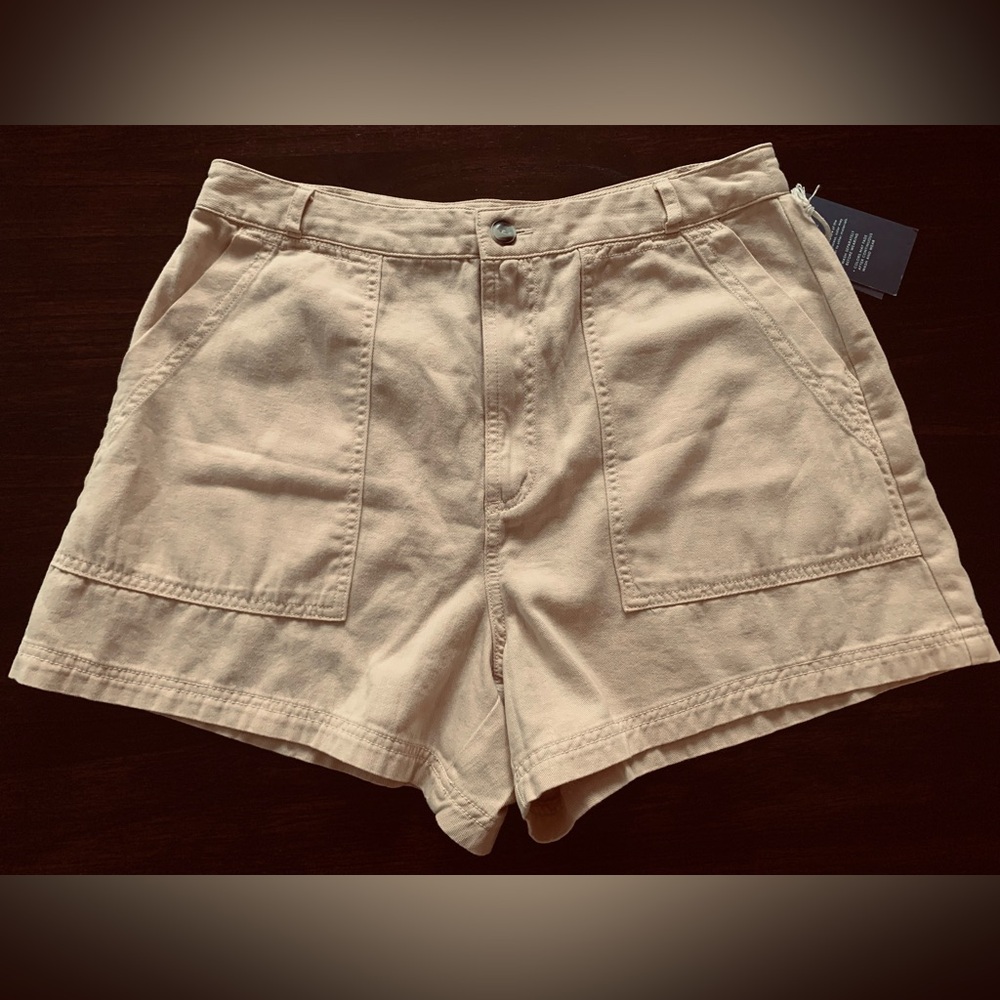 Universal Thread Tan Shorts